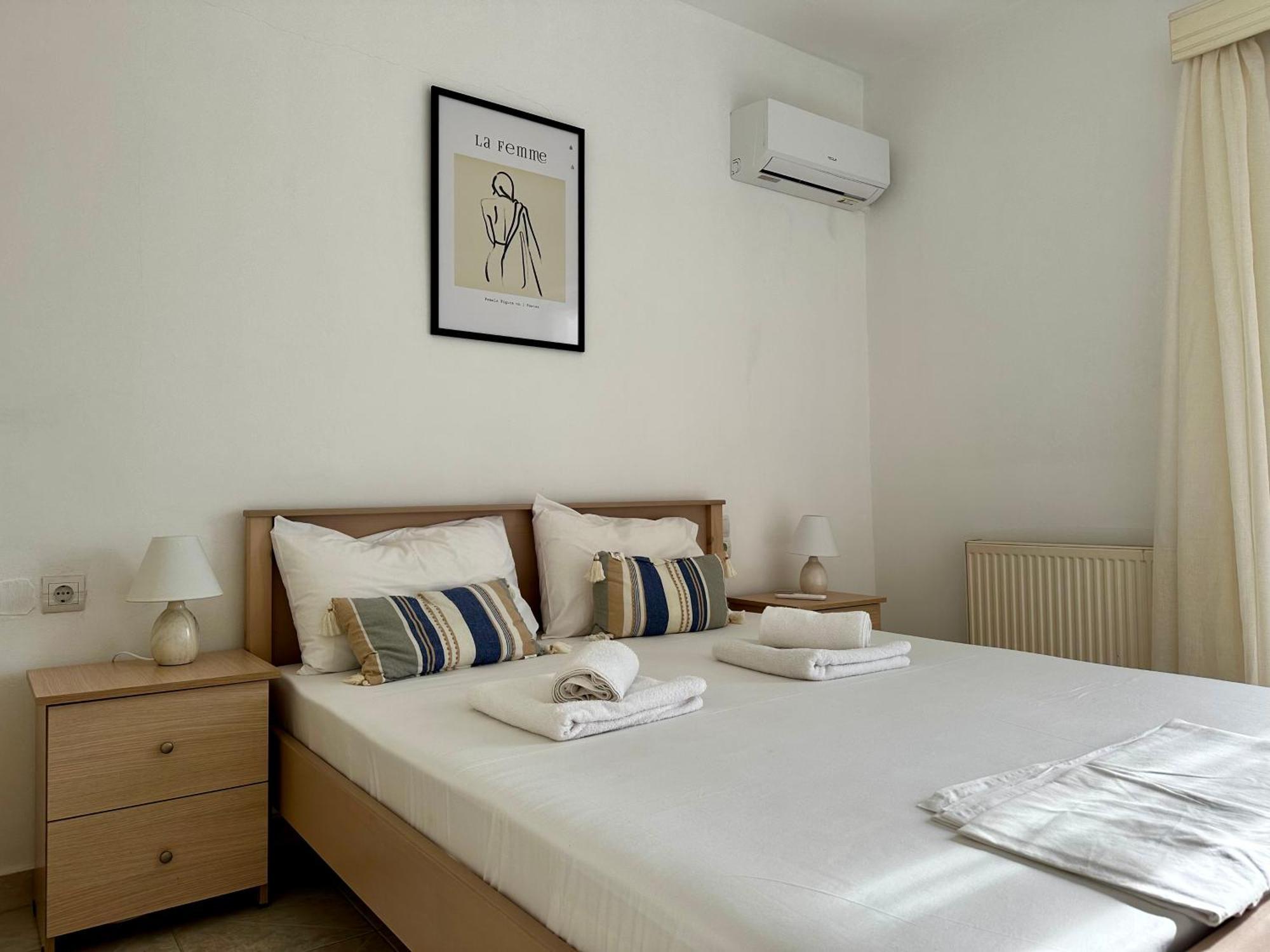 City Center, Cozy Apartment, With Amazing View, "2" コス・タウン エクステリア 写真